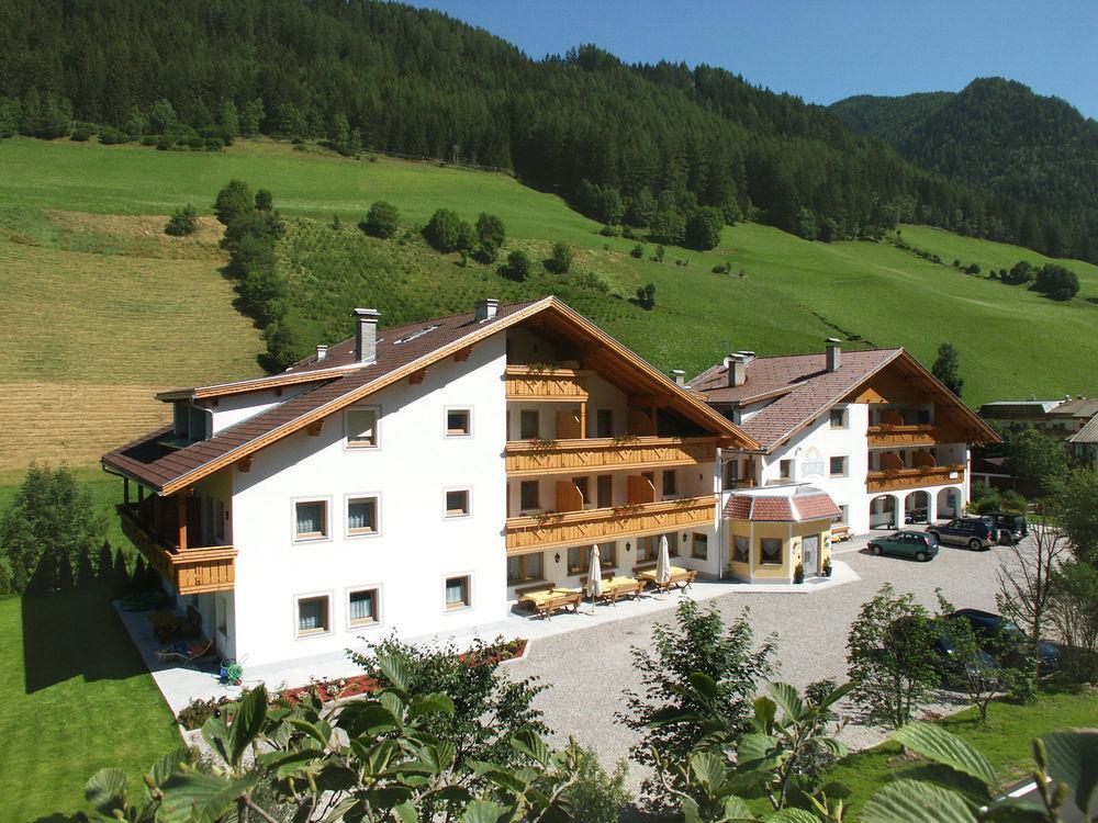 Hotel Sonja Cadipietra Exterior foto